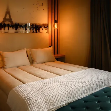 Panorama Boutique Wine Experience *