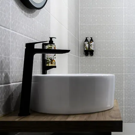 Boutique Wine Panorama