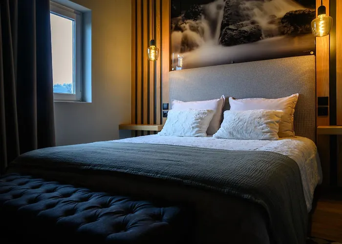 Panorama Boutique Wine Experience *